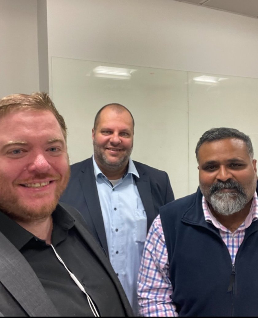 Dr. Stephen Gray - Co founder,  John Zandbergen - CEO , Professor Suwan Jayasinghe - Co founder and scientific advisor (inventor of our technology) Dr. Stephen Gray - Co founder,  John Zandbergen - CEO , Professor Suwan Jayasinghe - Co founder and scientific advisor (inventor of our technology)